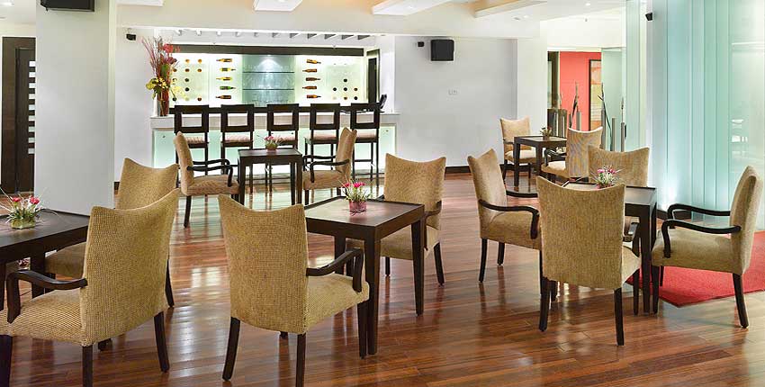 lounge bar